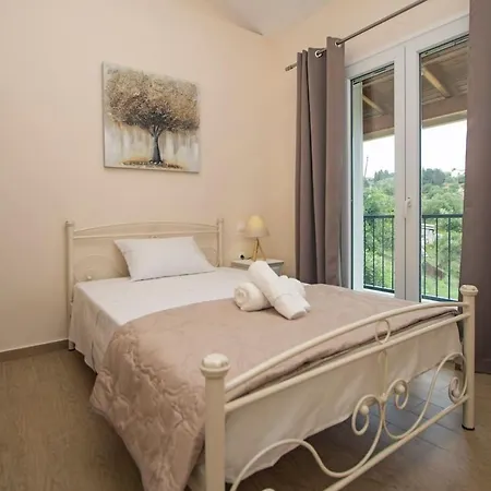 Searenity , - Corfu גליפאדה